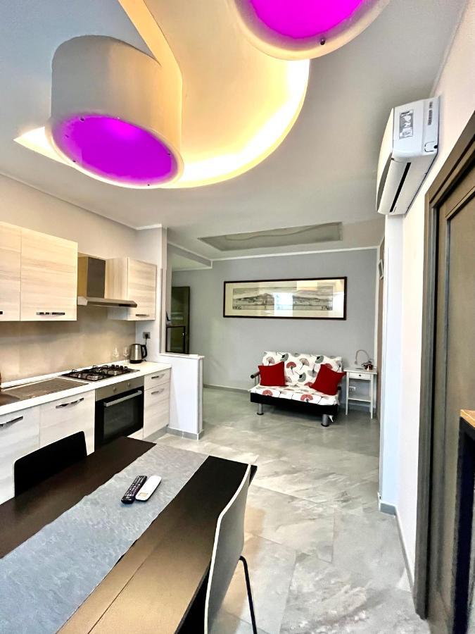 La Casa Di Sassa Apartment เนเปิลส์ ภายนอก รูปภาพ