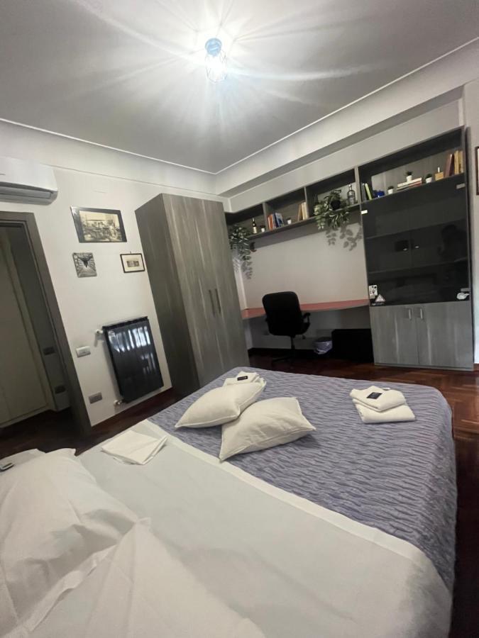 La Casa Di Sassa Apartment เนเปิลส์ ภายนอก รูปภาพ